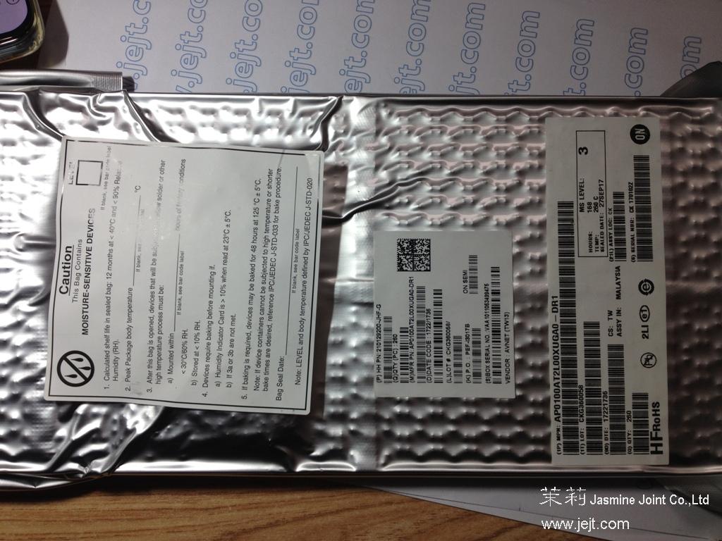 AP0100AT2L00XUGA0-DR1